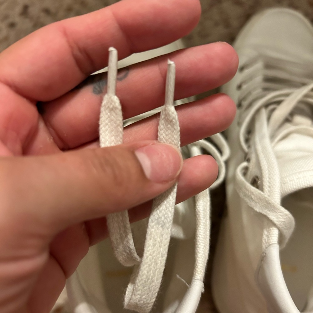 Saint Laurent Malibu High-Top Sneaker - Picture 5 of 8
